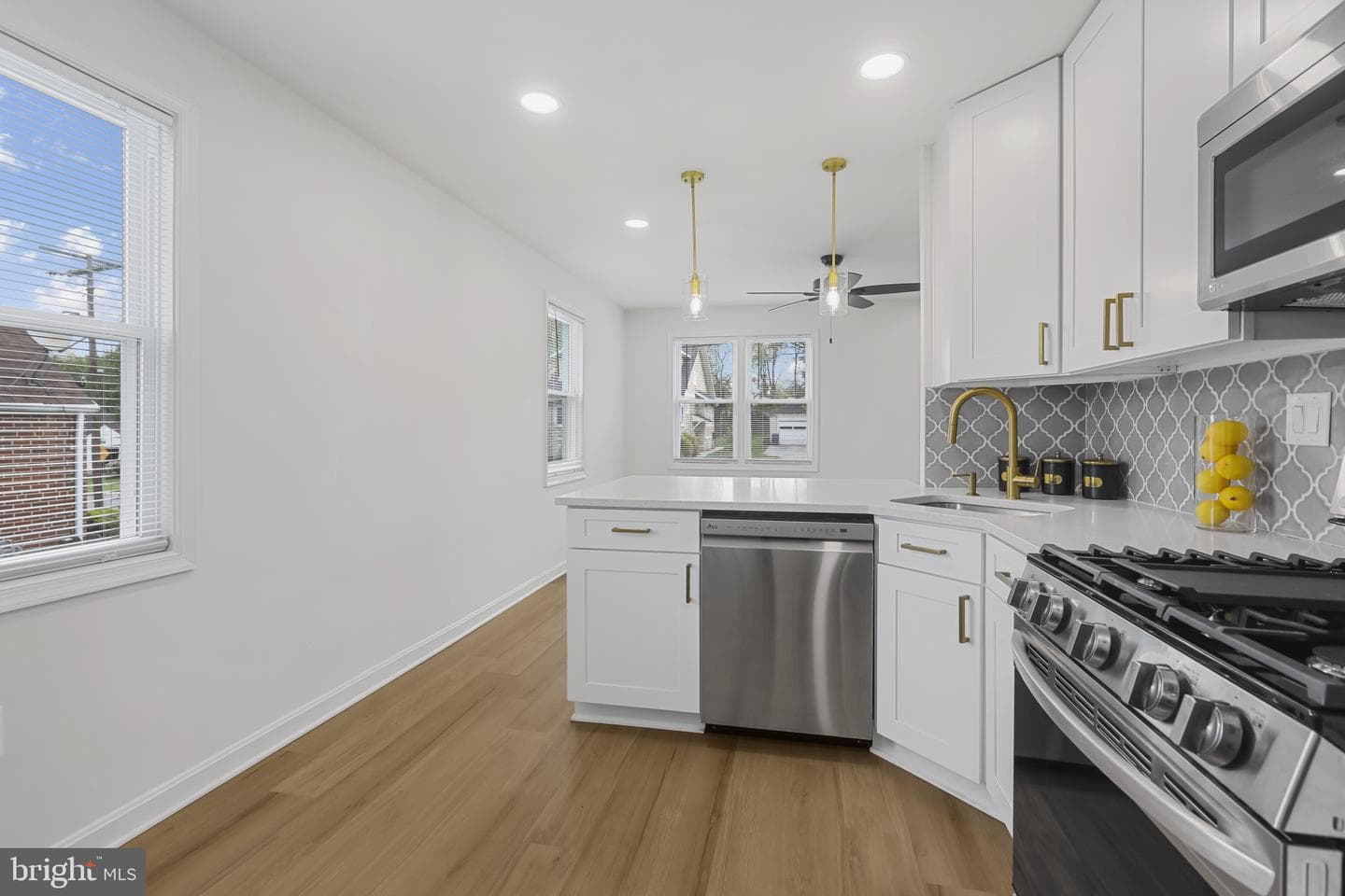 7720 Daniels photo 15