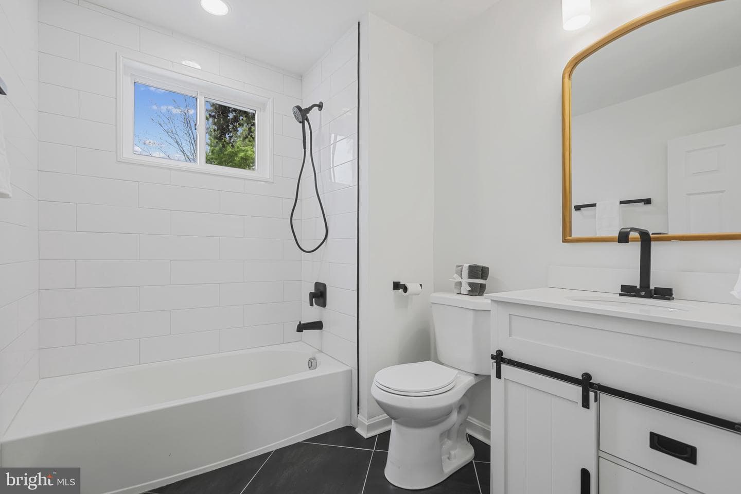 7720 Daniels photo 20