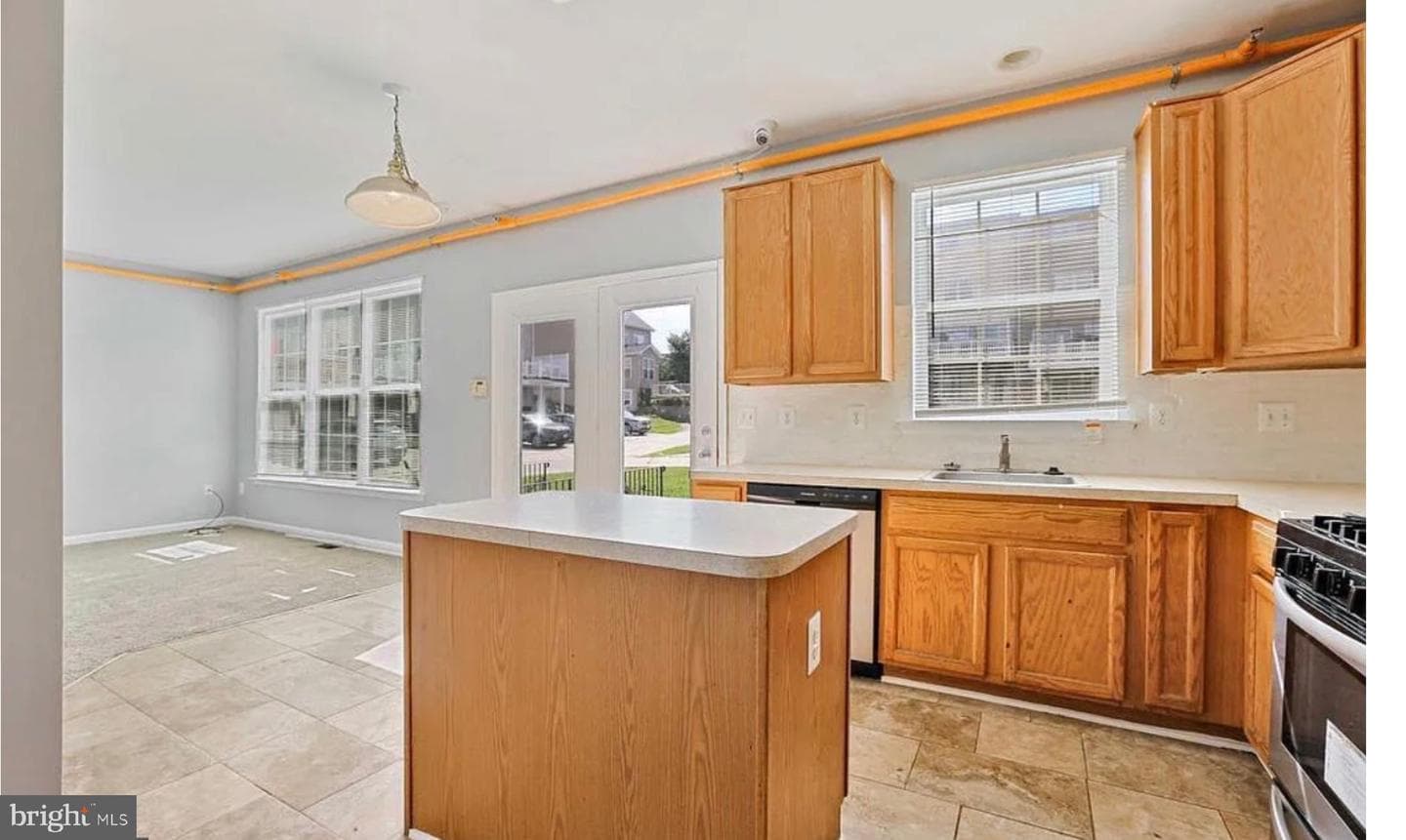 5915 Furley Way photo 9