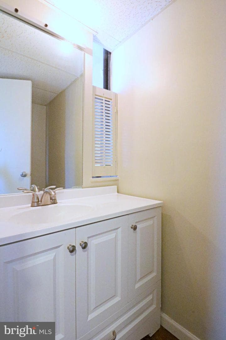 2369 Flax Terrace photo 5
