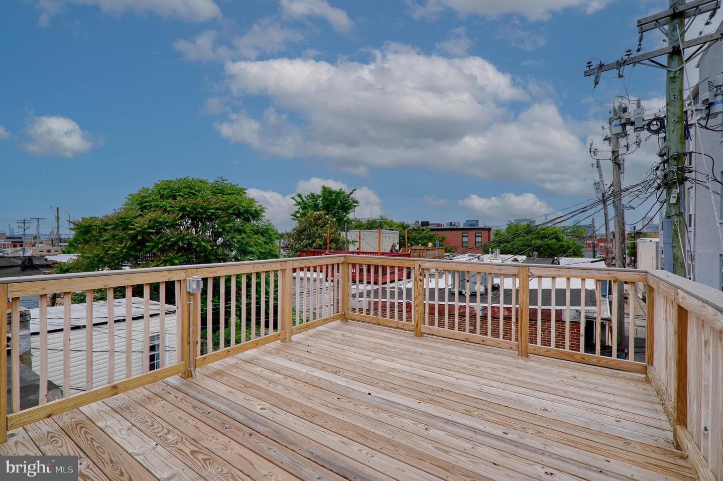 514 S Milton Avenue photo 34