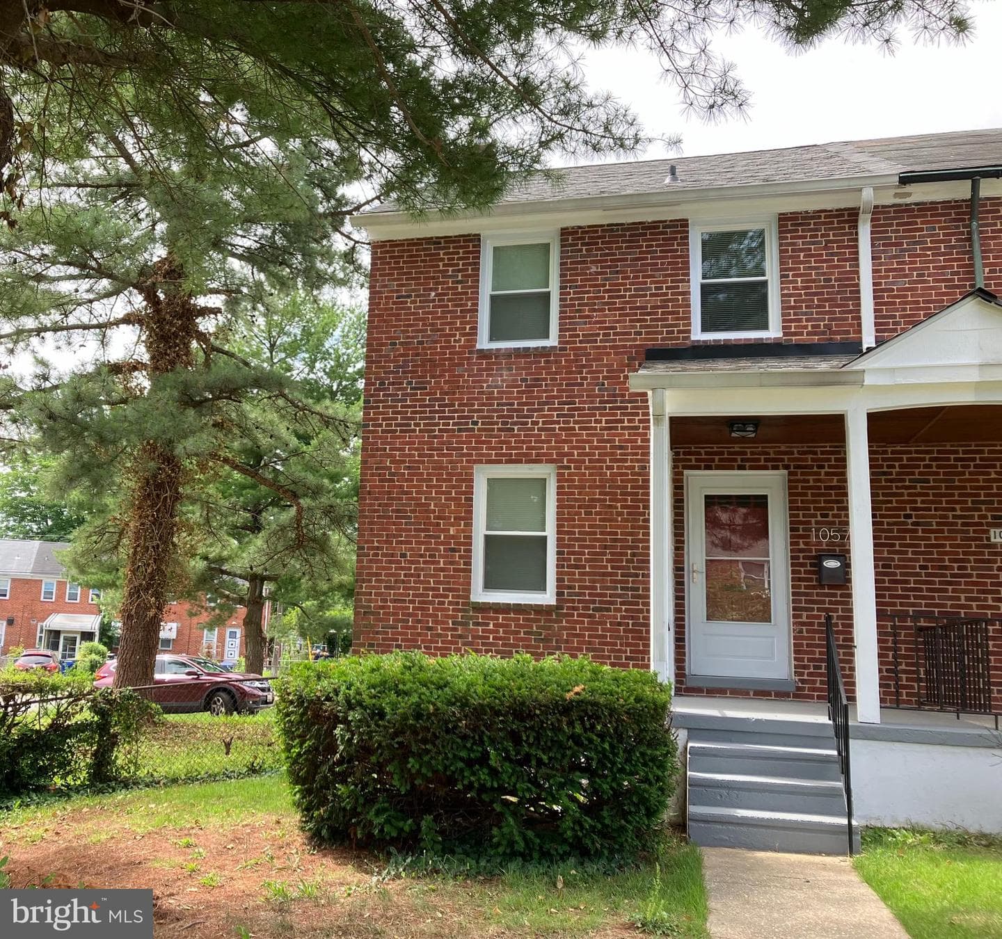 1057 Upnor Road photo 1