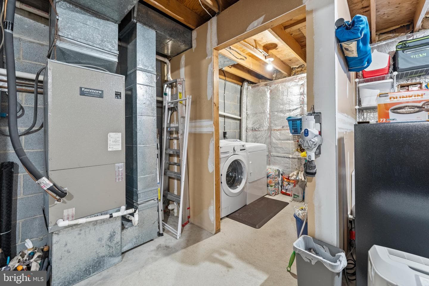 801 W Barre Street photo 29