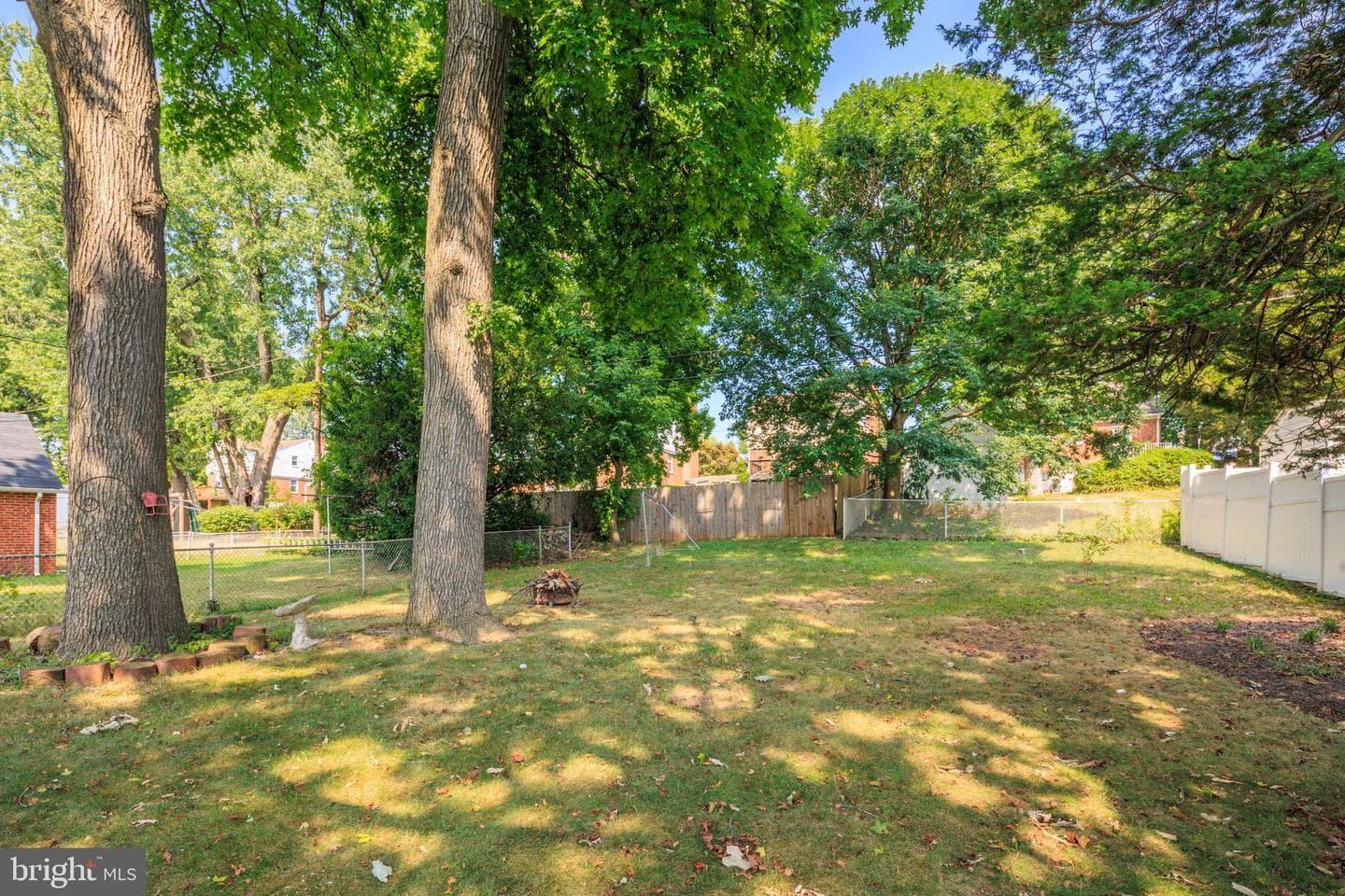 6011 Eastern Parkway photo 33