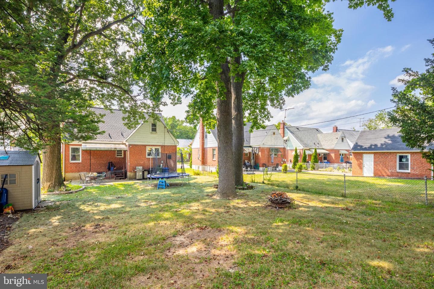 6011 Eastern Parkway photo 34