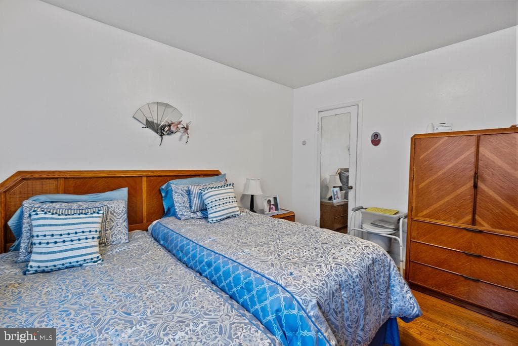 706 Kevin Road photo 21