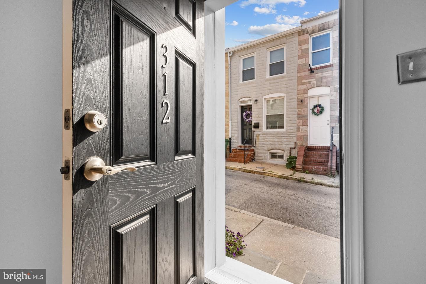 312 S Castle Street photo 12