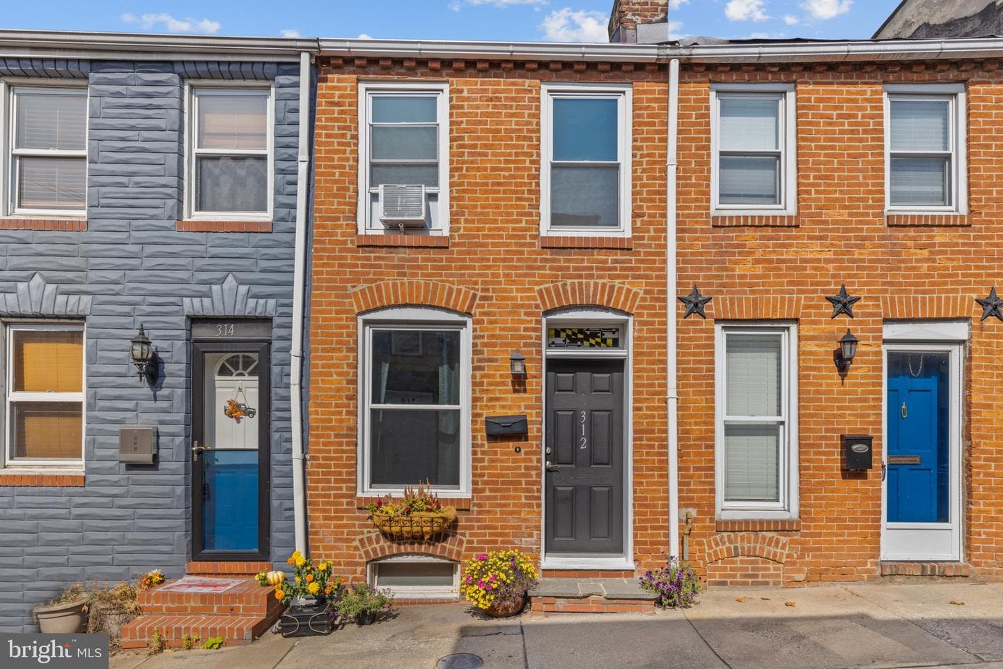 312 S Castle Street photo 8