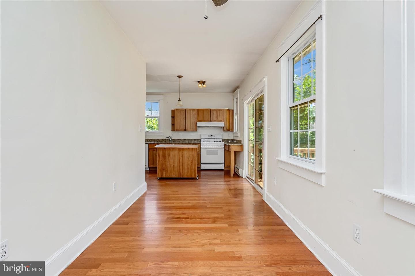 3209 Evergreen Avenue photo 19