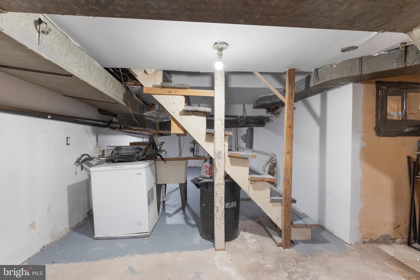 904 N Broadway photo 17