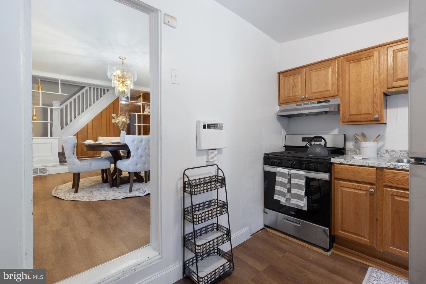 904 N Broadway photo 6