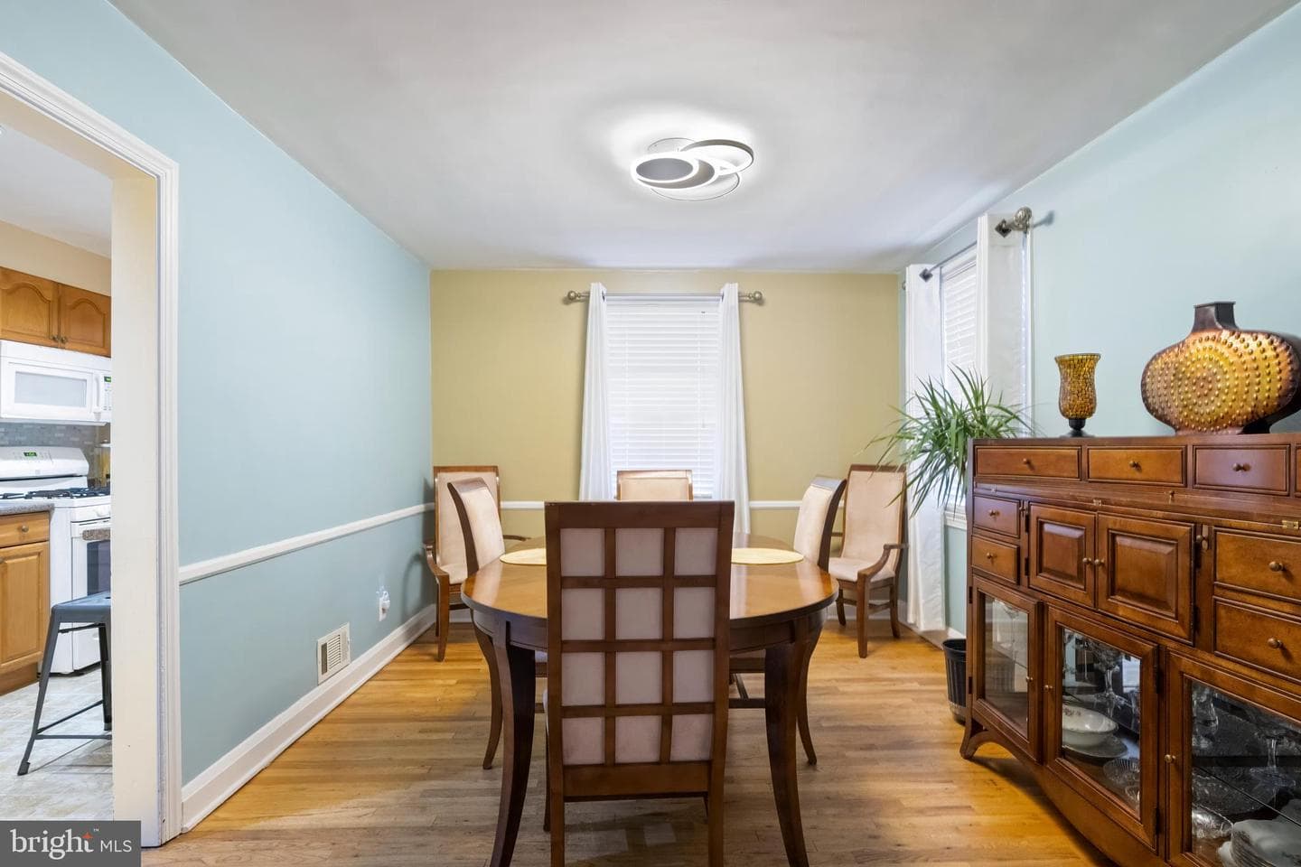 1022 Reverdy Road photo 8