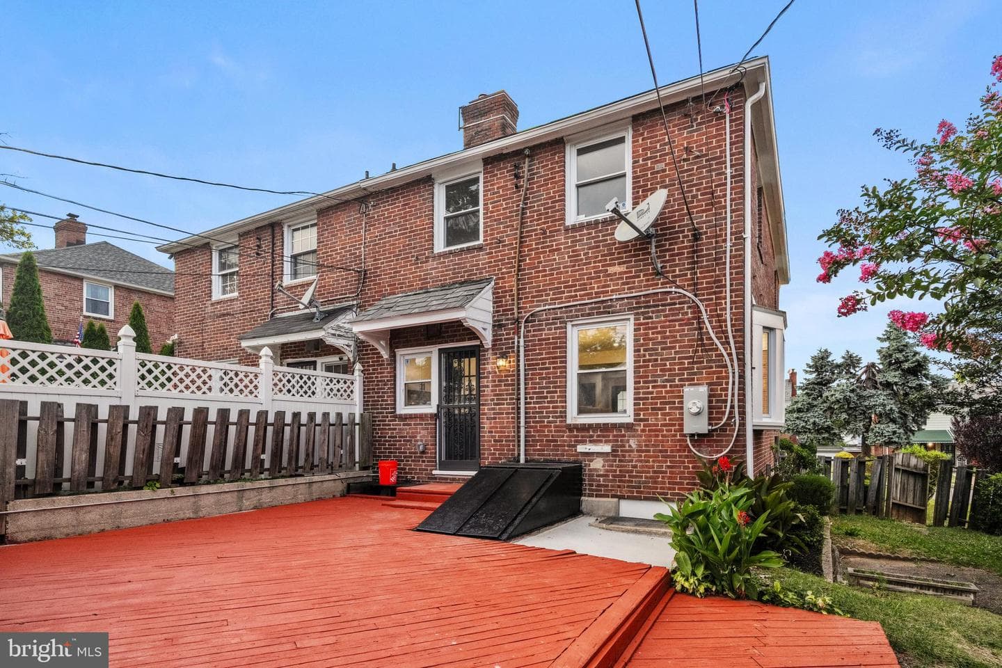 1311 E 35th Street photo 42