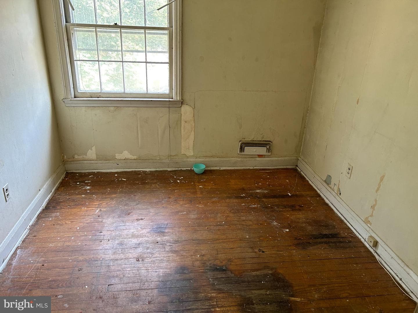 1663 Winford Road photo 17