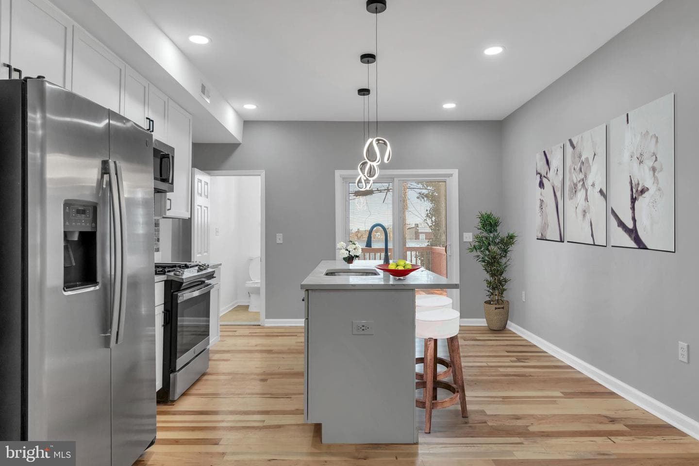 815 N Bentalou Street photo 7