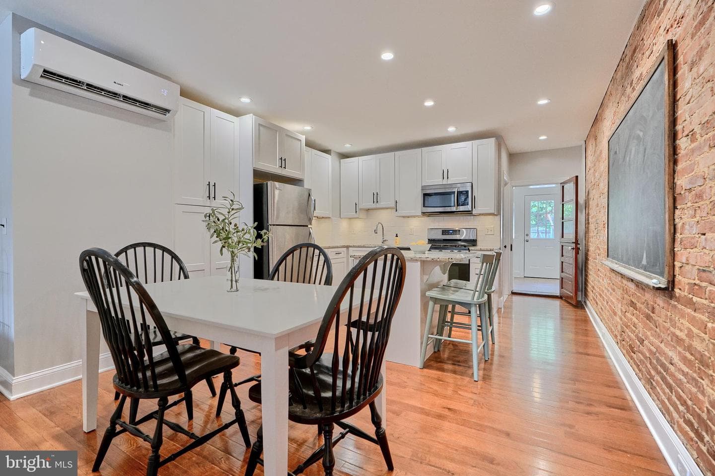 2938 Keswick Road photo 10