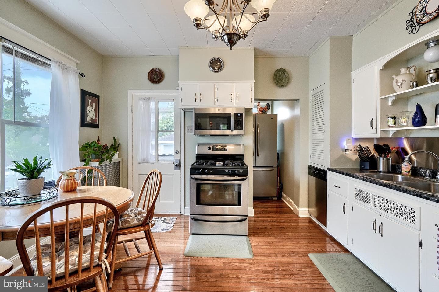 2807 Westfield Avenue photo 21