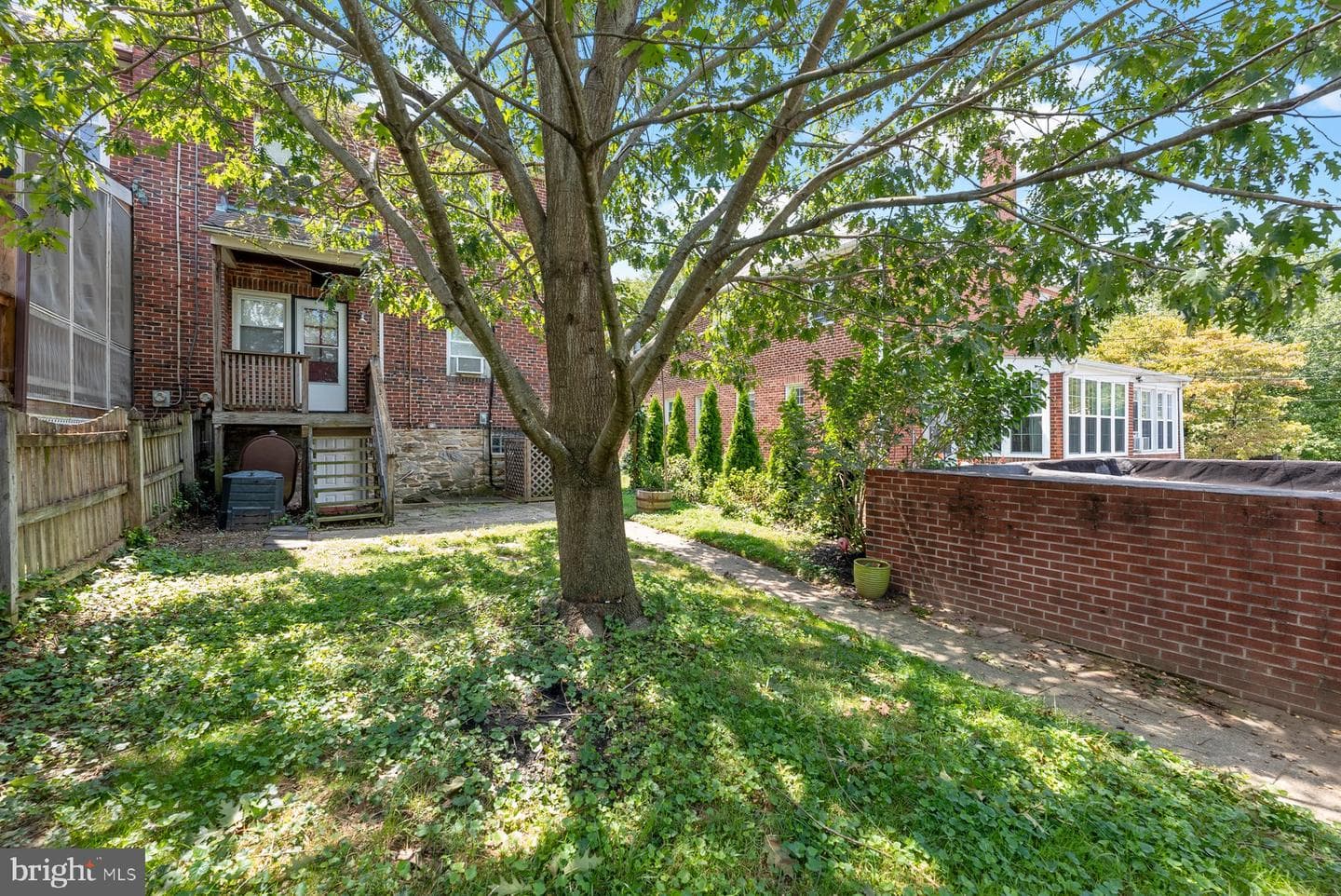 2416 Pelham Avenue photo 32