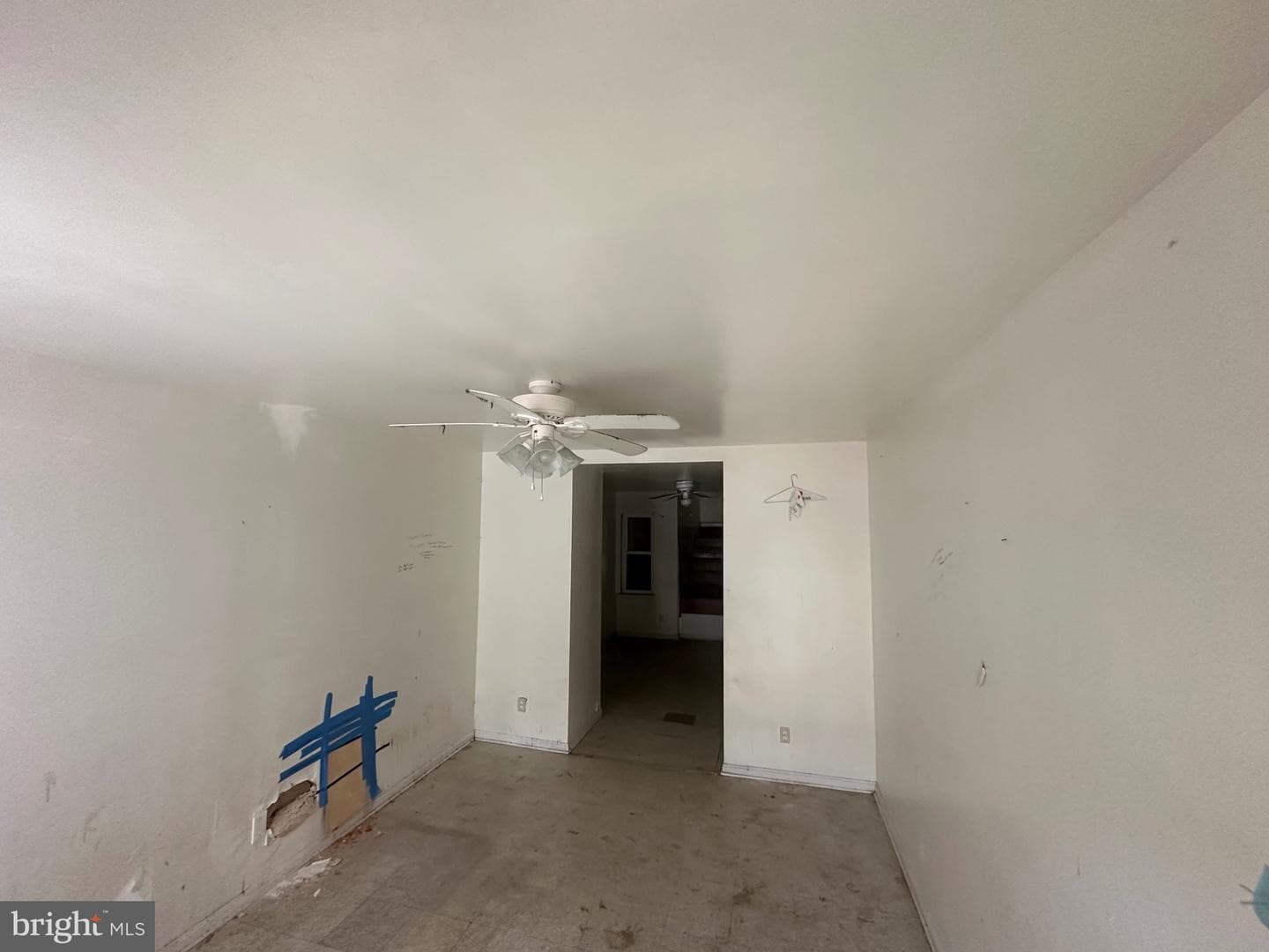 2214 E Fayette Street photo 2