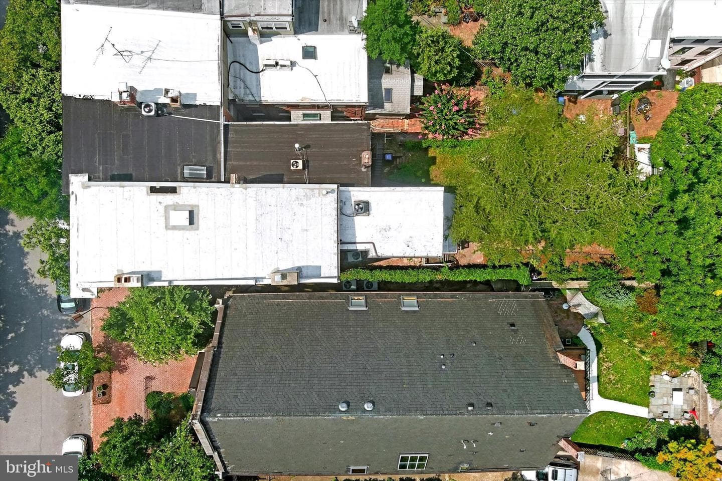 1325 Bolton Street photo 41