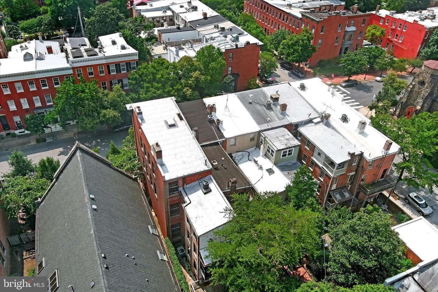 1325 Bolton Street photo 42