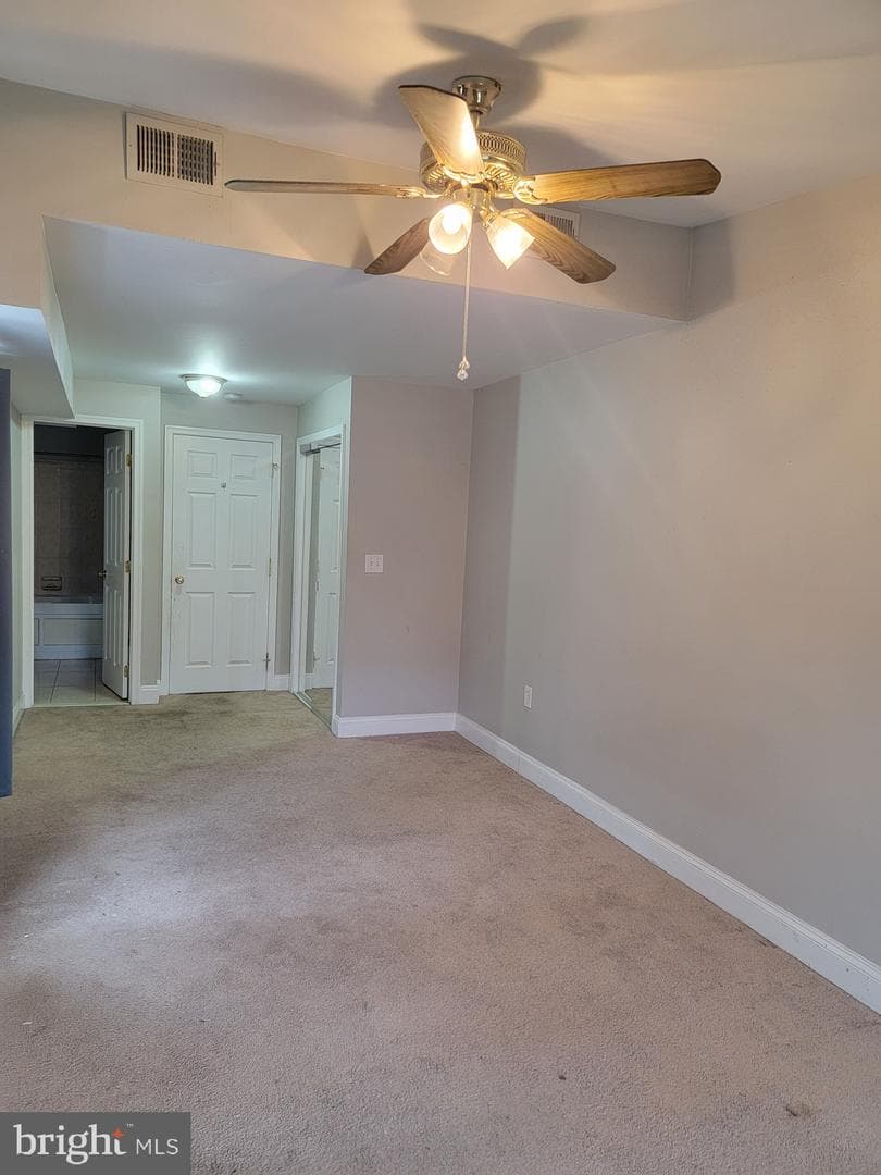 117 S Schroeder Street photo 33