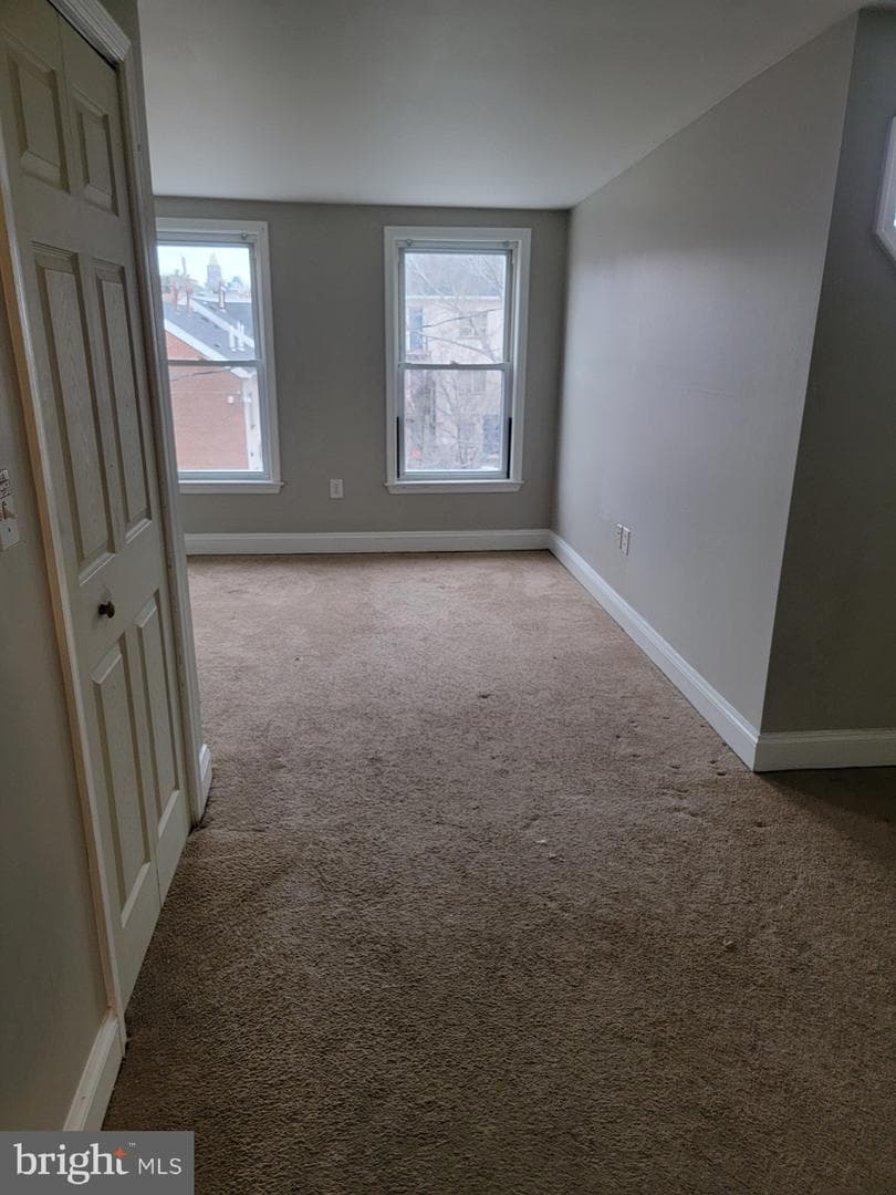 117 S Schroeder Street photo 45