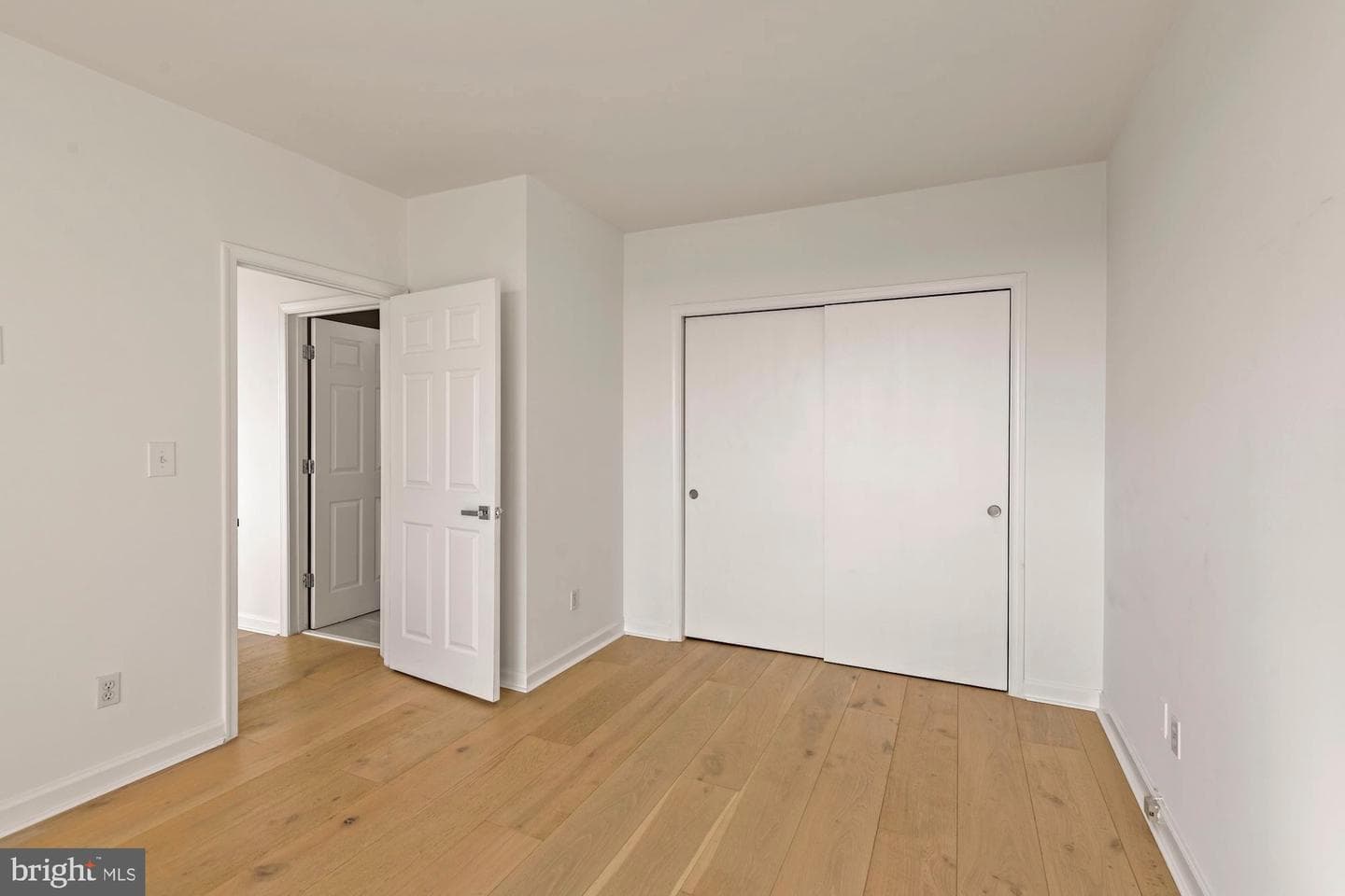 100 Harborview Drive #1804 photo 30