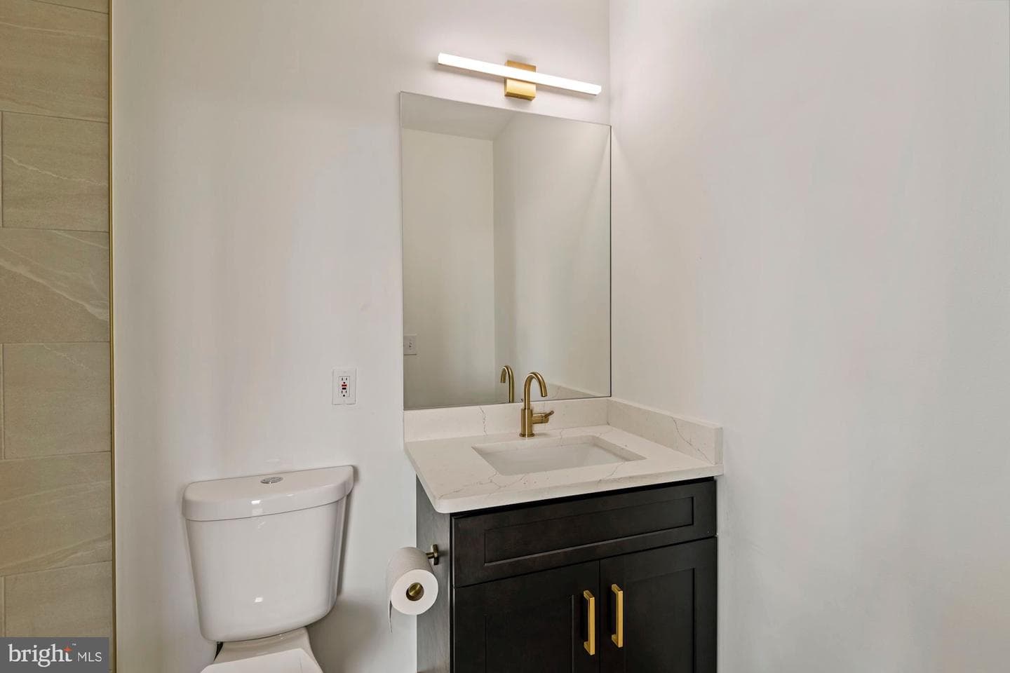 100 Harborview Drive #1804 photo 31