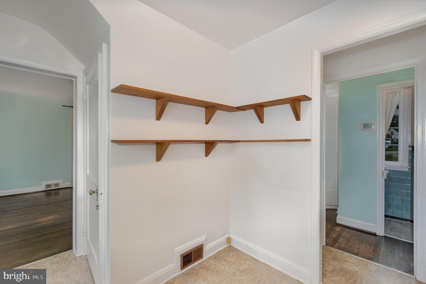 324 Kerneway photo 10