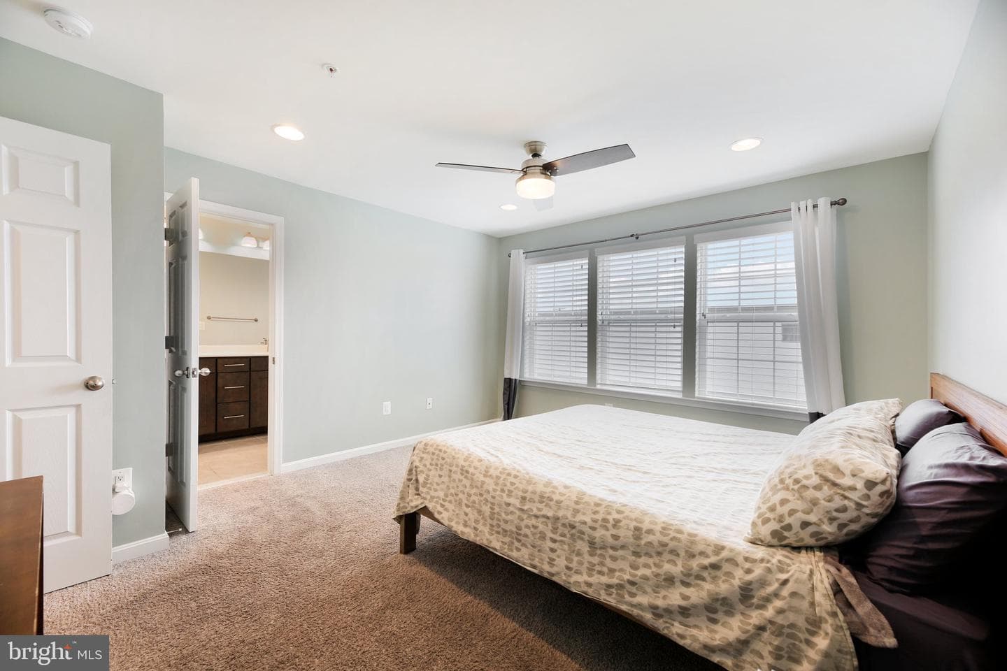 1211 Berry Street photo 26