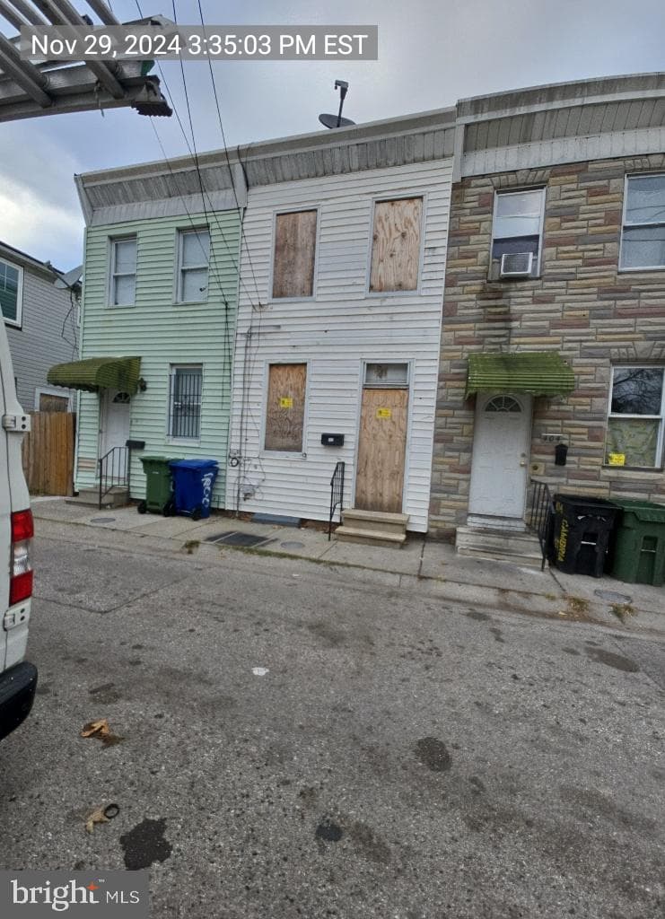 402 Cambria Street photo 2