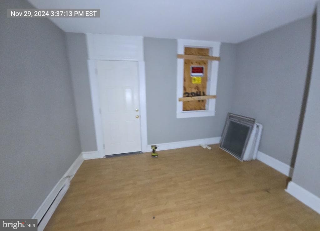 402 Cambria Street photo 3