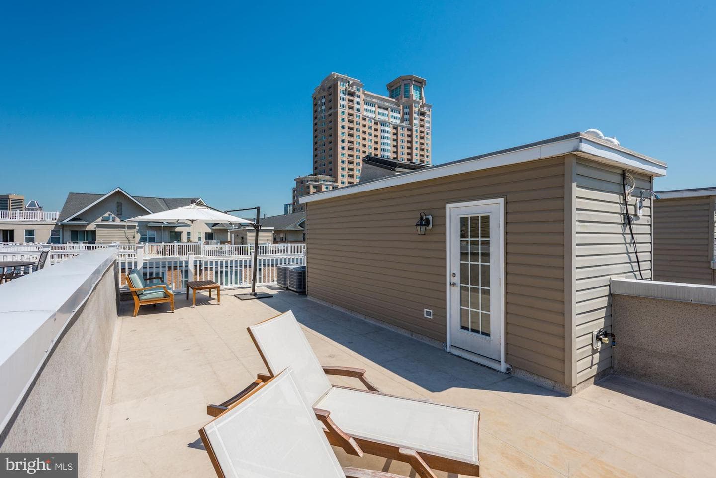 1213 Harbor Island Walk photo 30