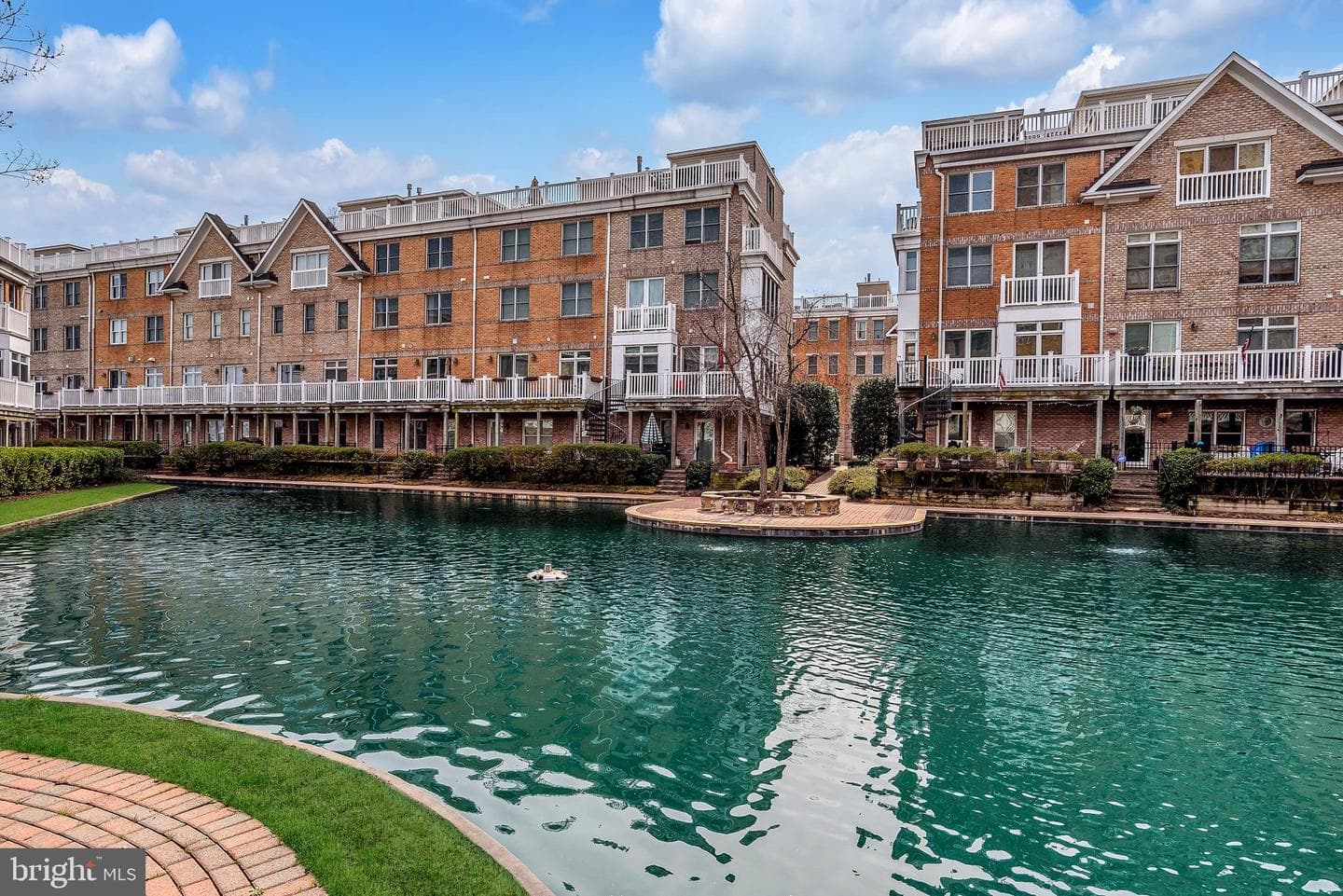 1213 Harbor Island Walk photo 39