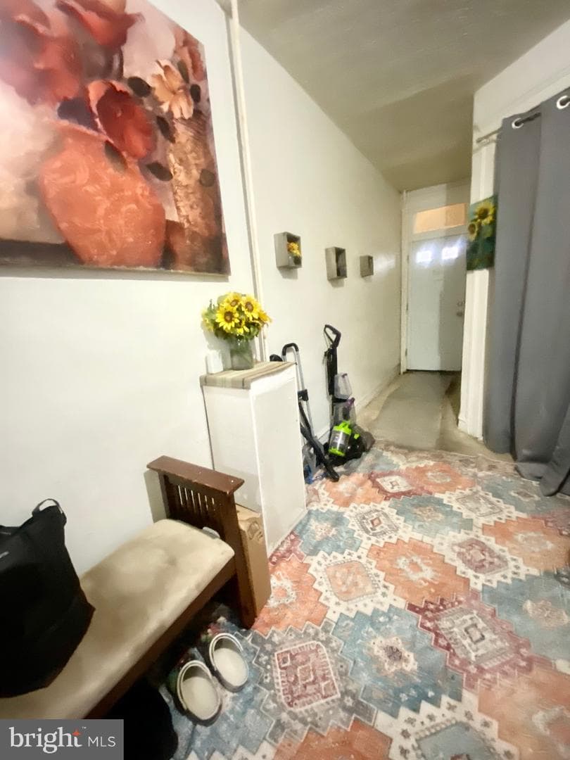 332 Ilchester Avenue photo 3
