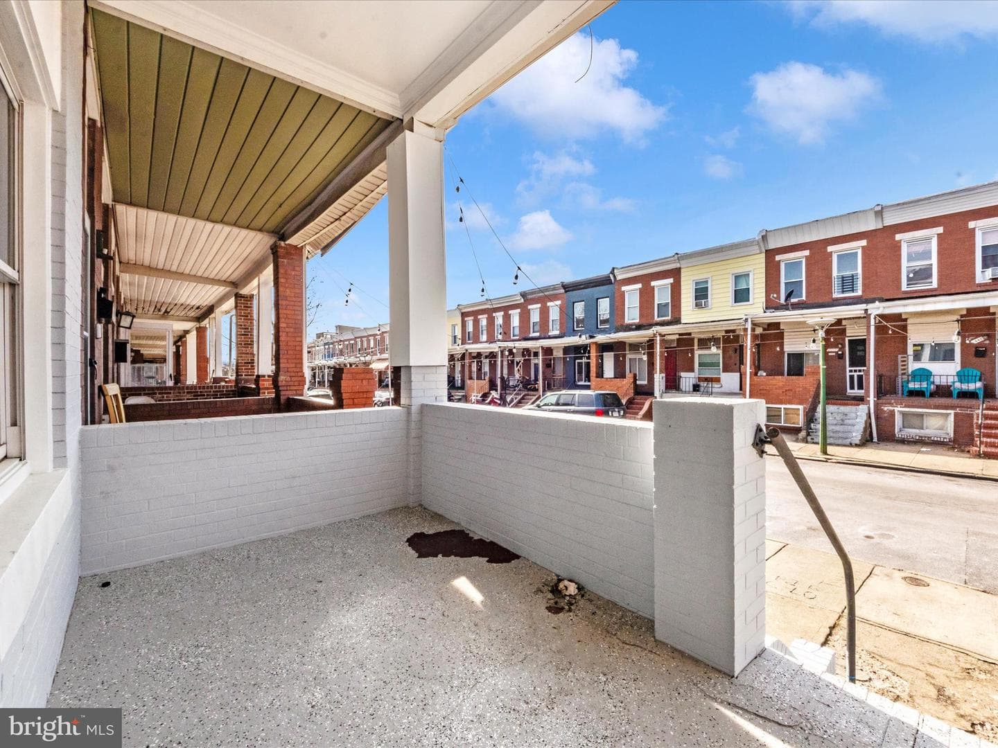 443 Robinson Street N photo 47