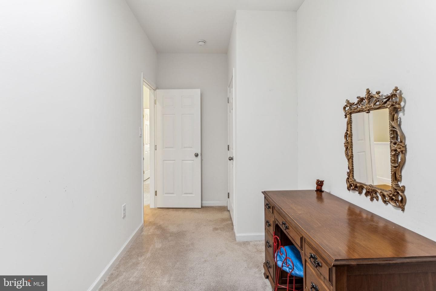 2781 W North Avenue photo 18