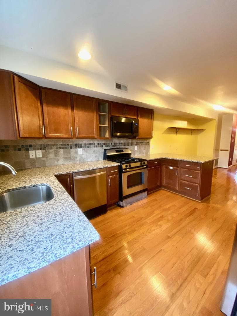 1443 Washington Boulevard photo 10