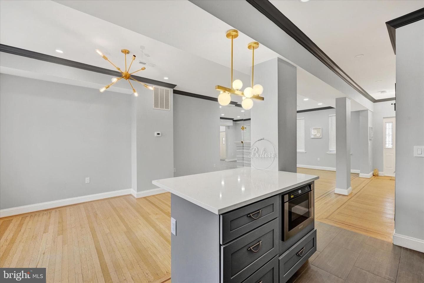 2405 W Lafayette Avenue photo 13
