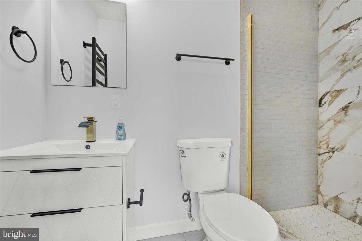 2405 W Lafayette Avenue photo 20