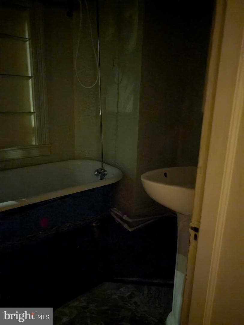 845 N Howard Street photo 24
