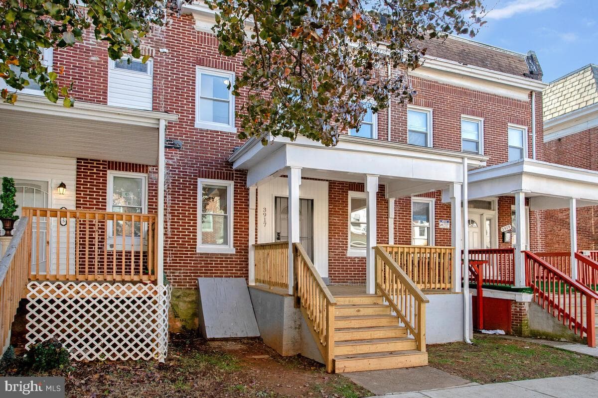 3917 Ridgewood Avenue photo 2