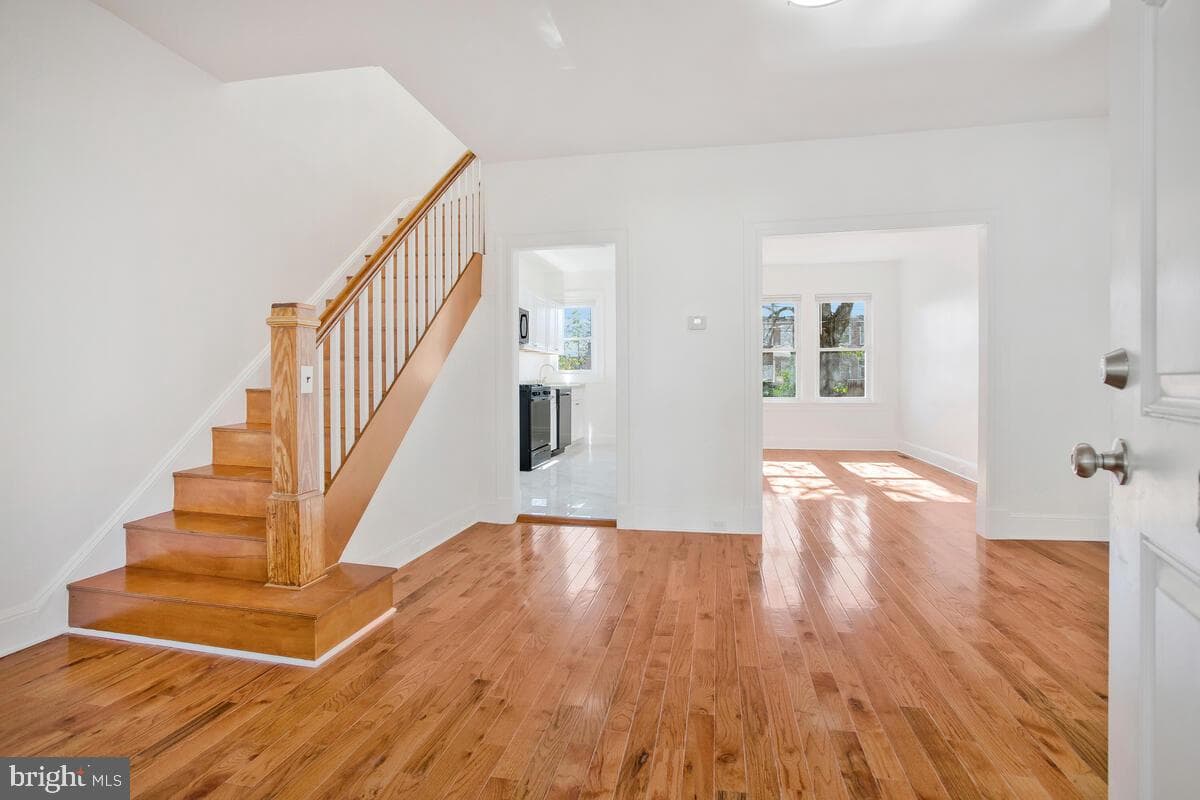 3917 Ridgewood Avenue photo 4
