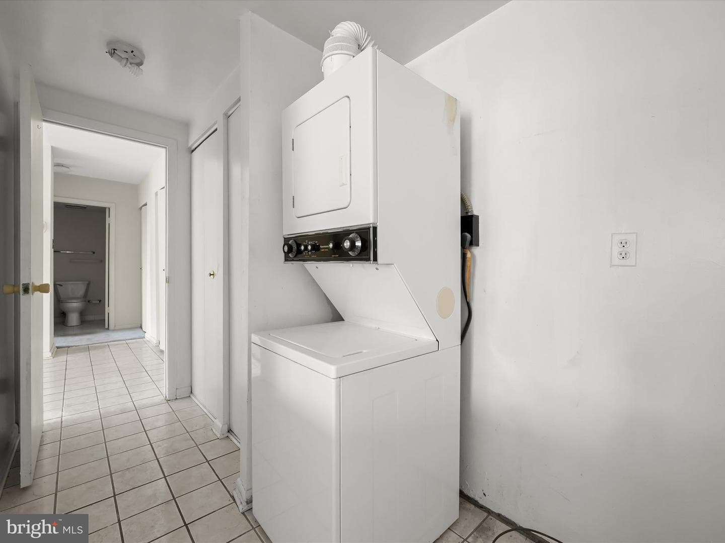 6317 Park Heights Avenue #501 photo 19