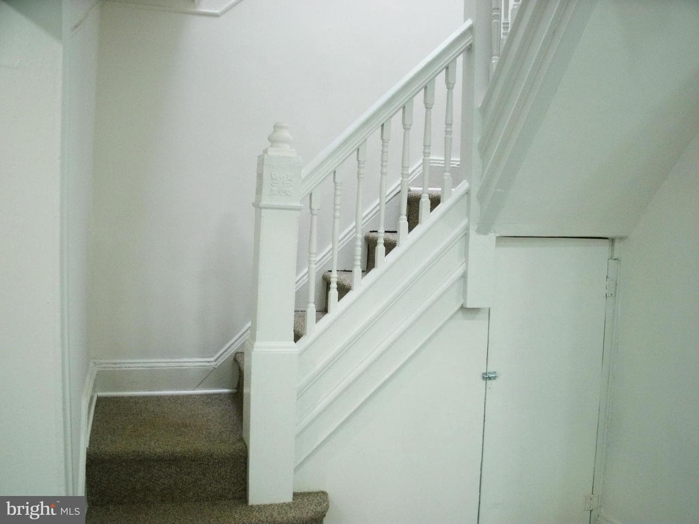 2039 E 31st Street photo 8