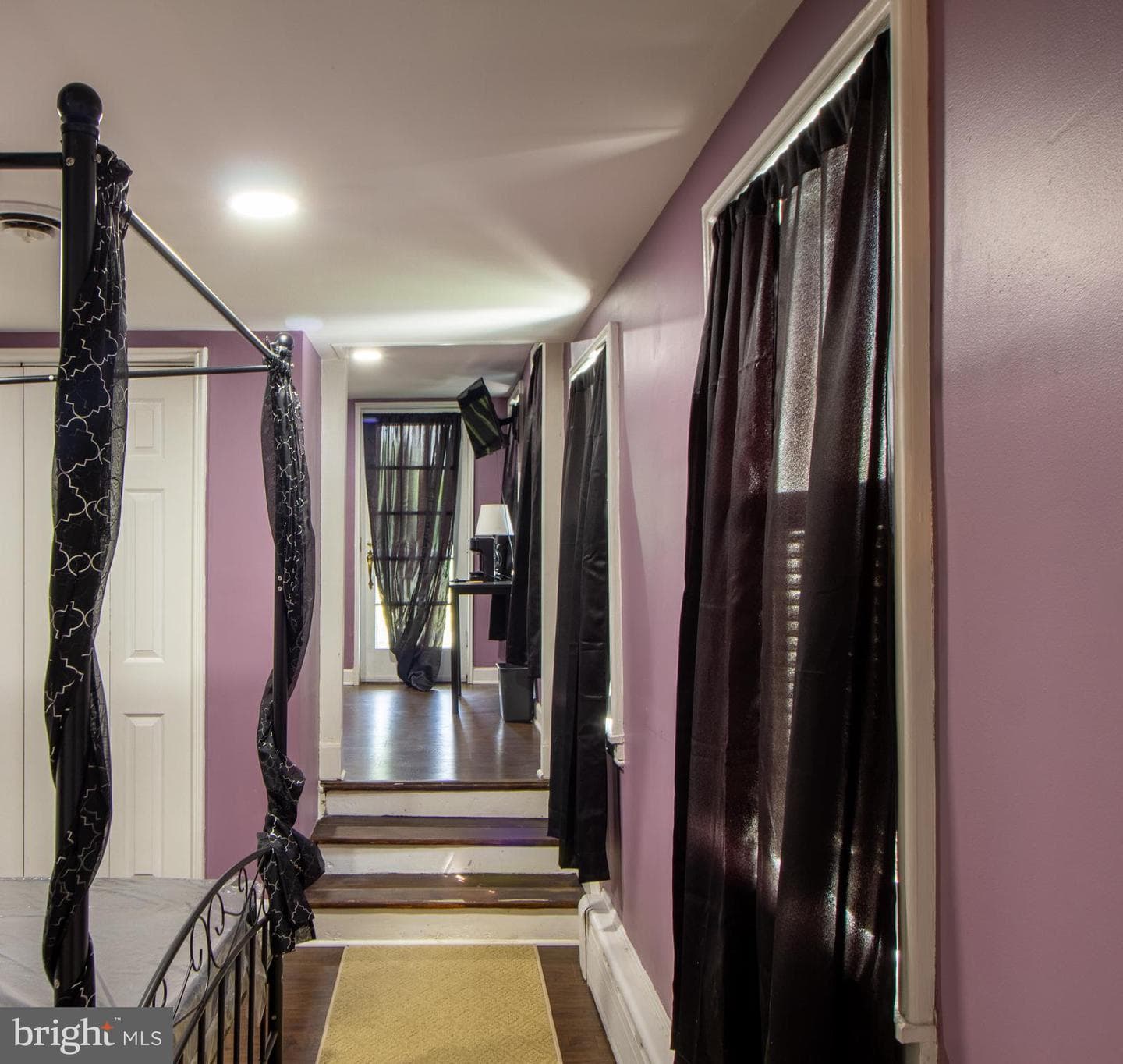 102 E Montgomery Street photo 27