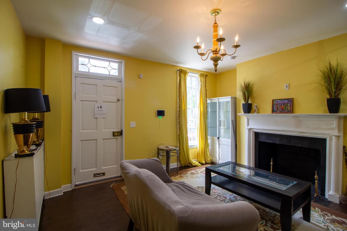 102 E Montgomery Street photo 3