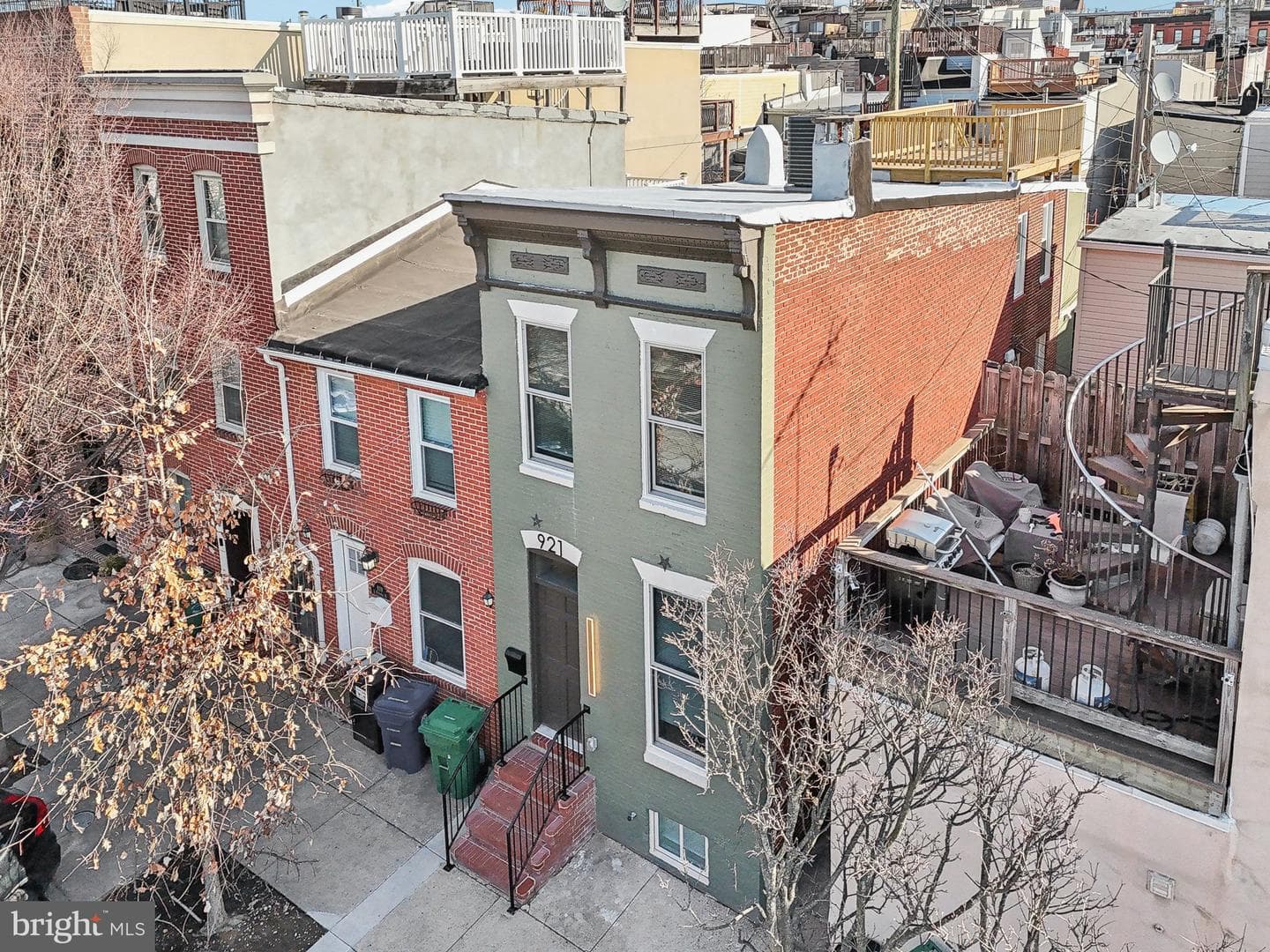 921 S Potomac Street photo 3