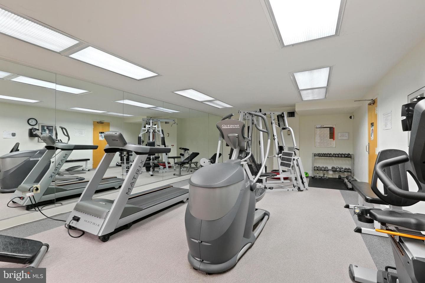 4100 N Charles Street #212 photo 38